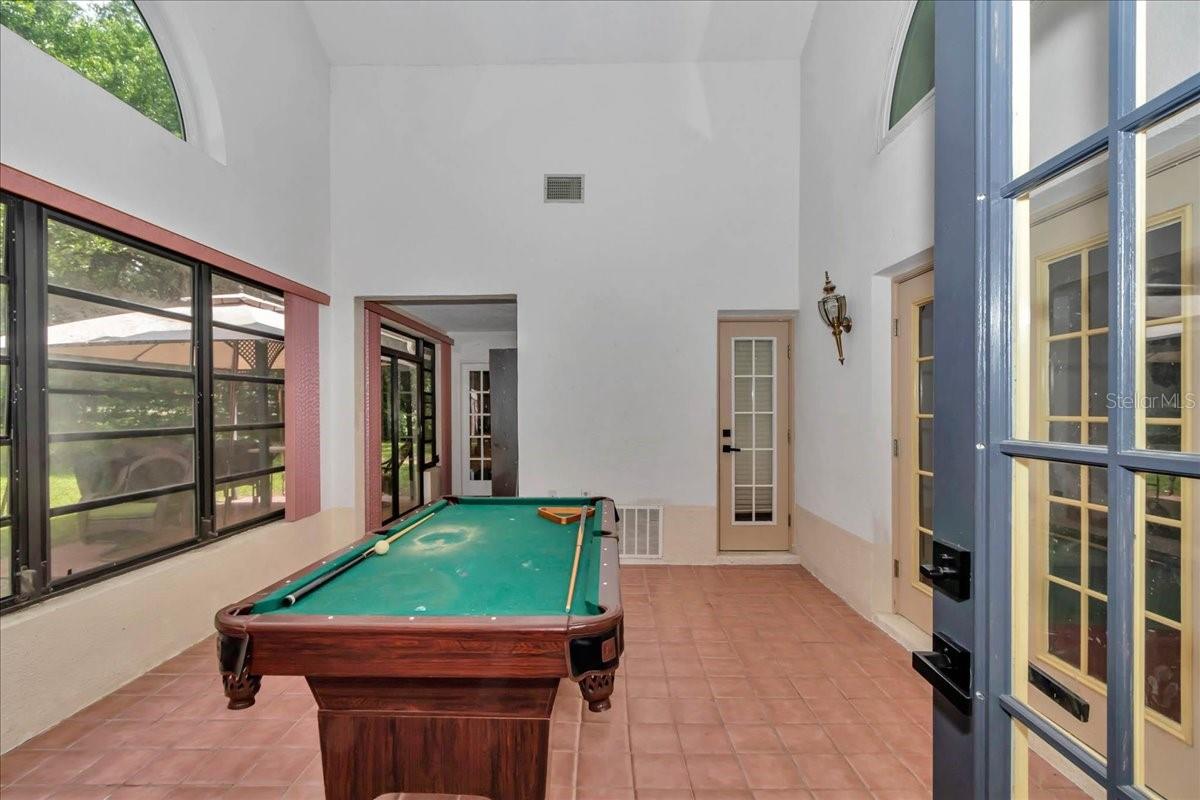 Image 29 of 61 For 1087 Solan Terrace