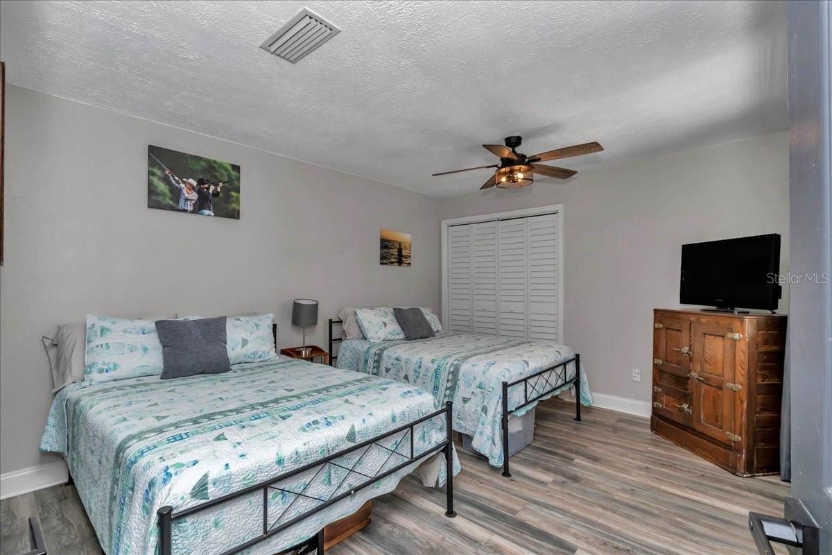Image 32 of 61 For 1087 Solan Terrace