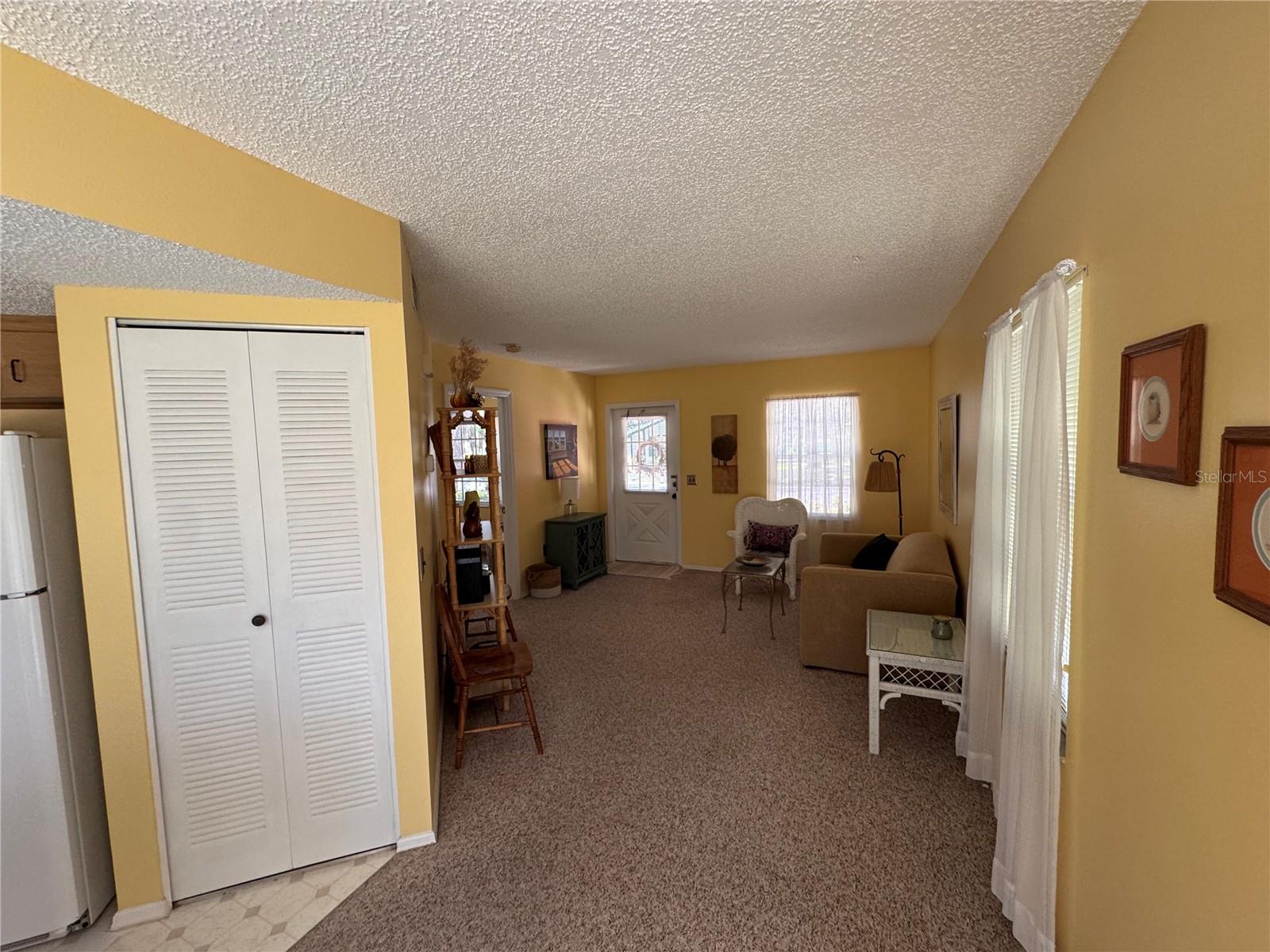 Listing photo id 7 for 7972 Midway Drive Terrace O103