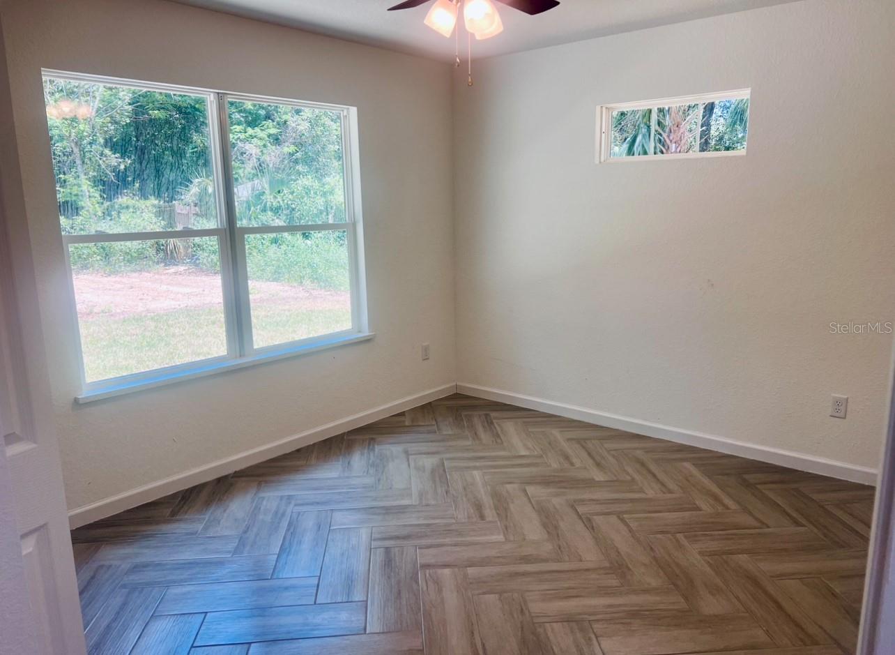 Image 10 of 31 For 4224 131 Place