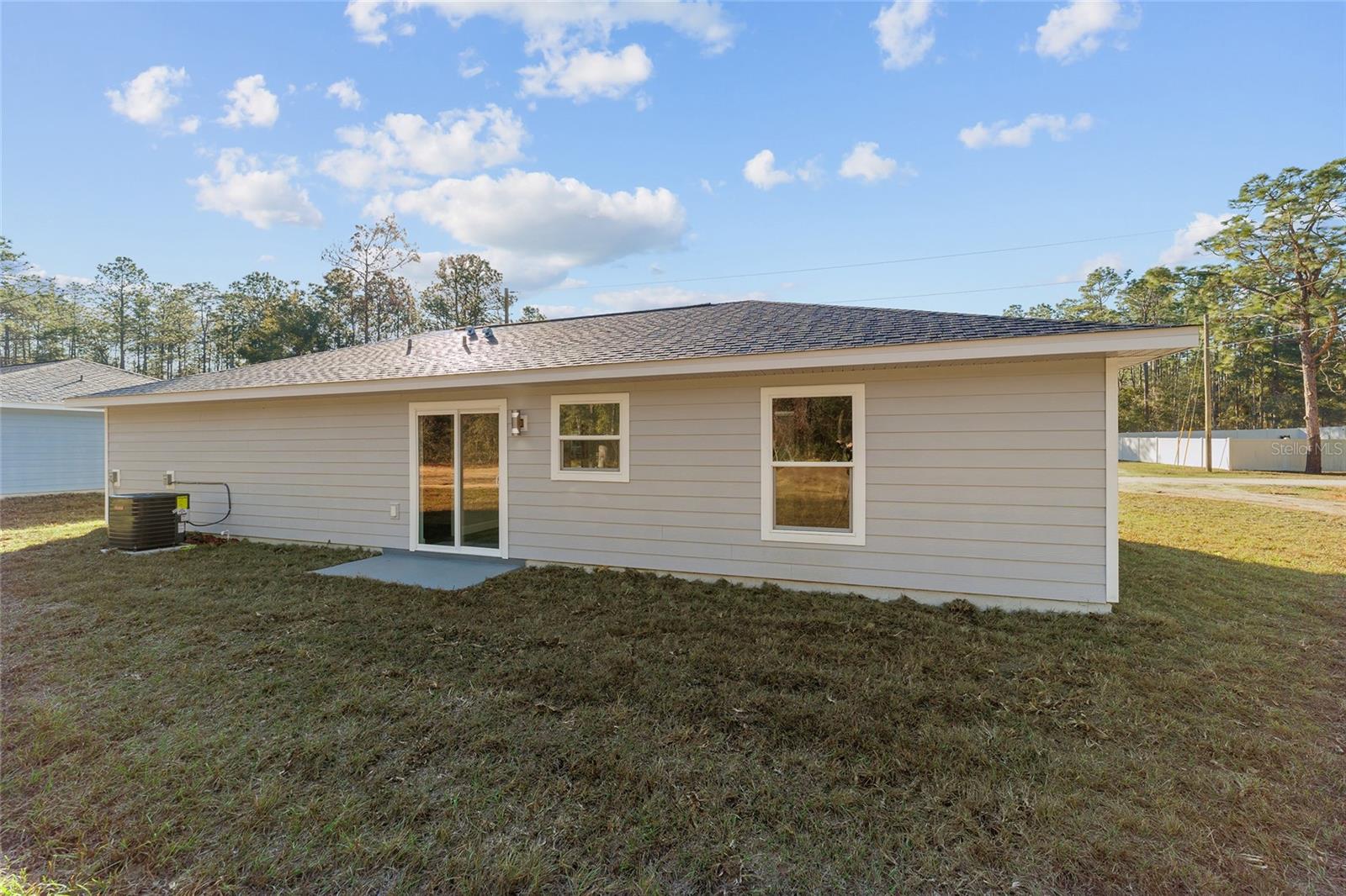 Image 8 of 41 For 2205 Deerpark Heights Road