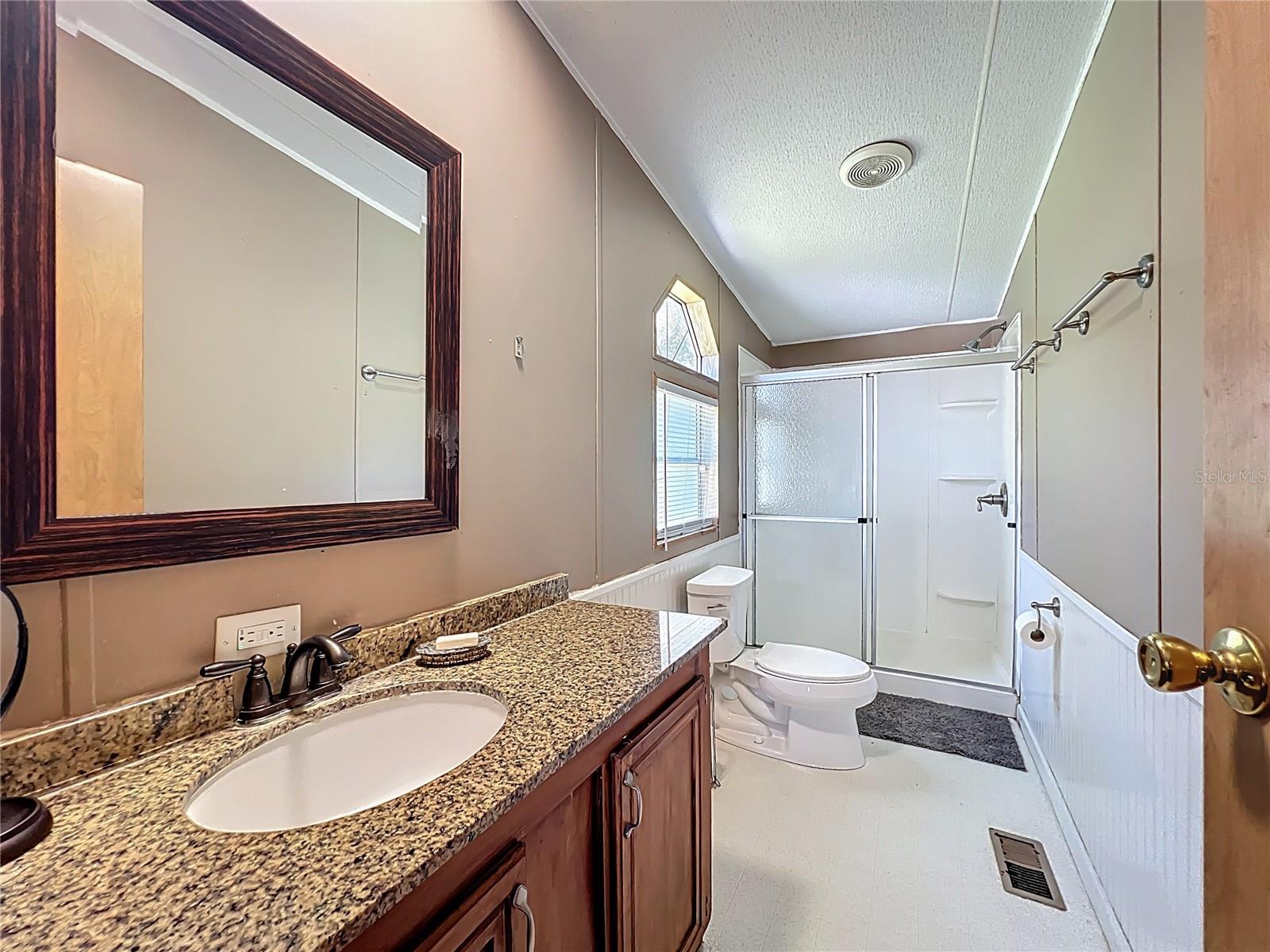 Image 31 of 88 For 8901 137th Avenue
