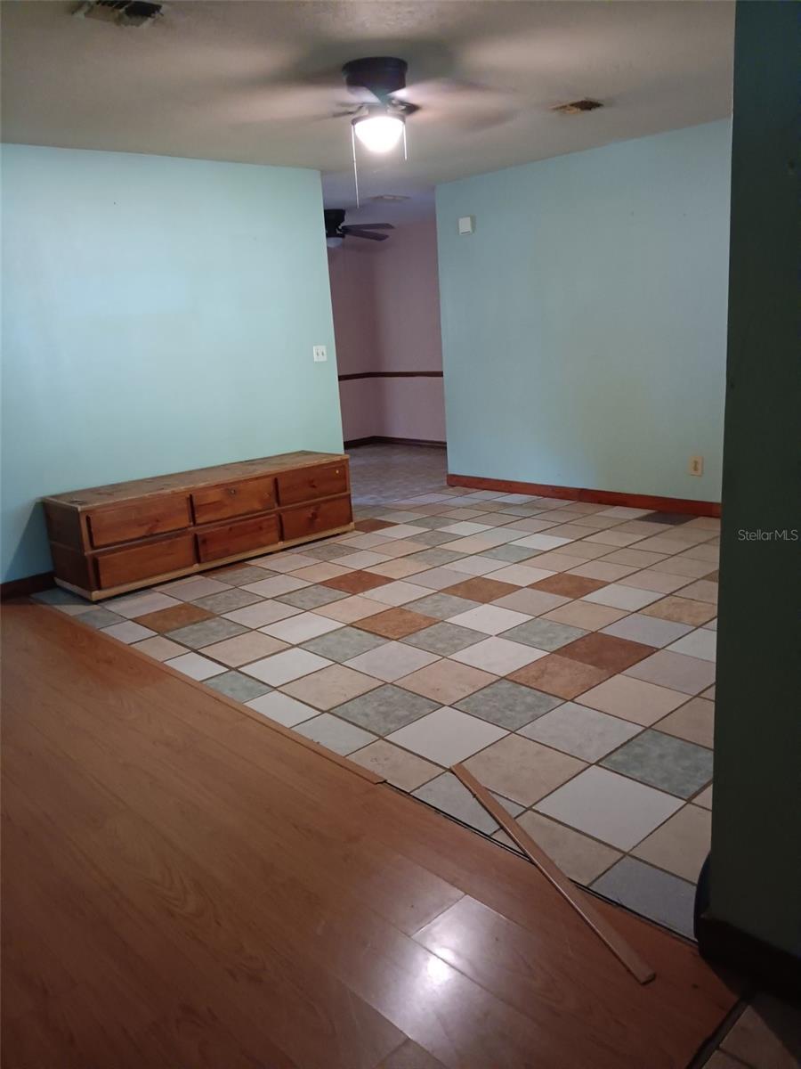 Image 20 of 36 For 3725 18th Avenue