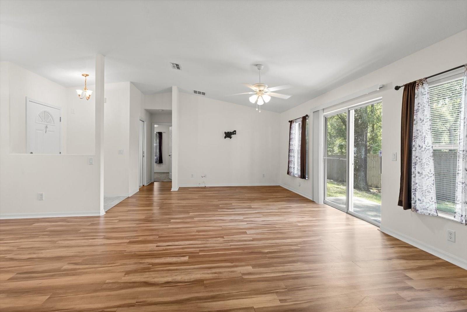 Image 14 of 45 For 4002 Beck Street