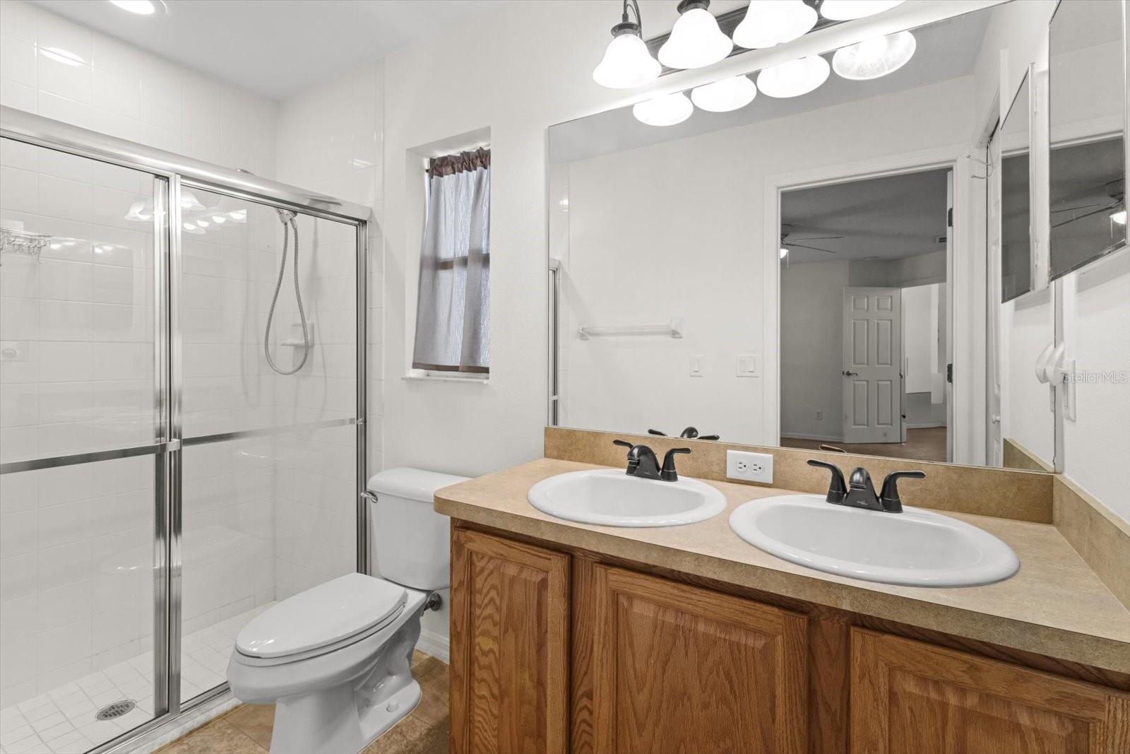 Image 22 of 45 For 4002 Beck Street