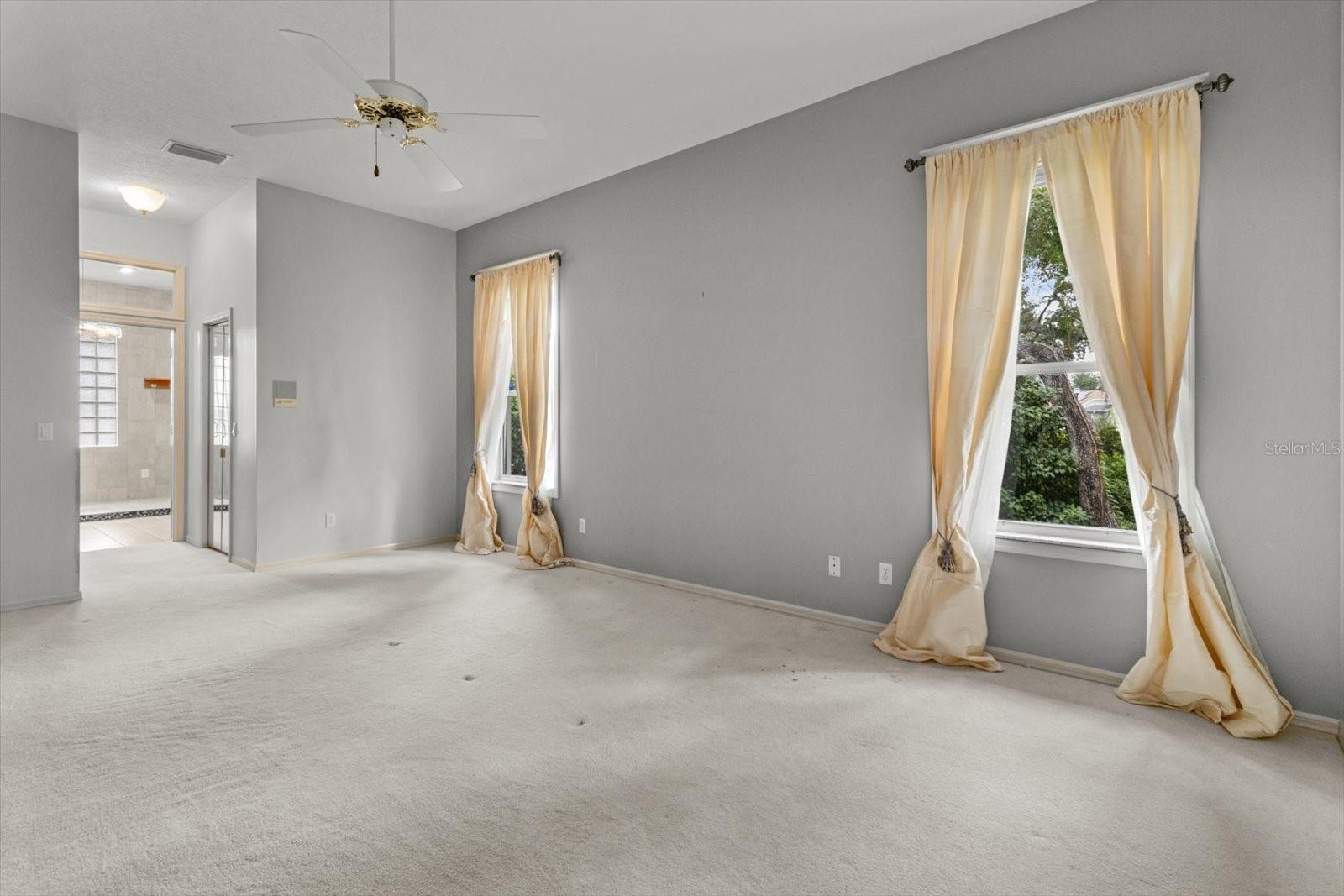 Image 18 of 48 For 1 Deerwood Drive