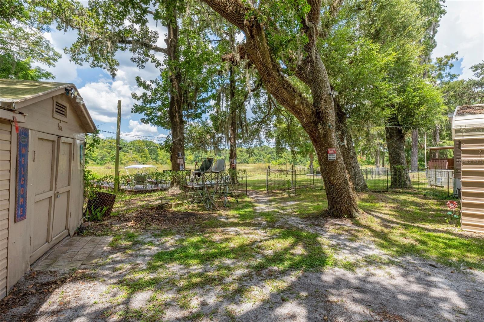 Image 35 of 54 For 5822 Tsala Apopka Drive
