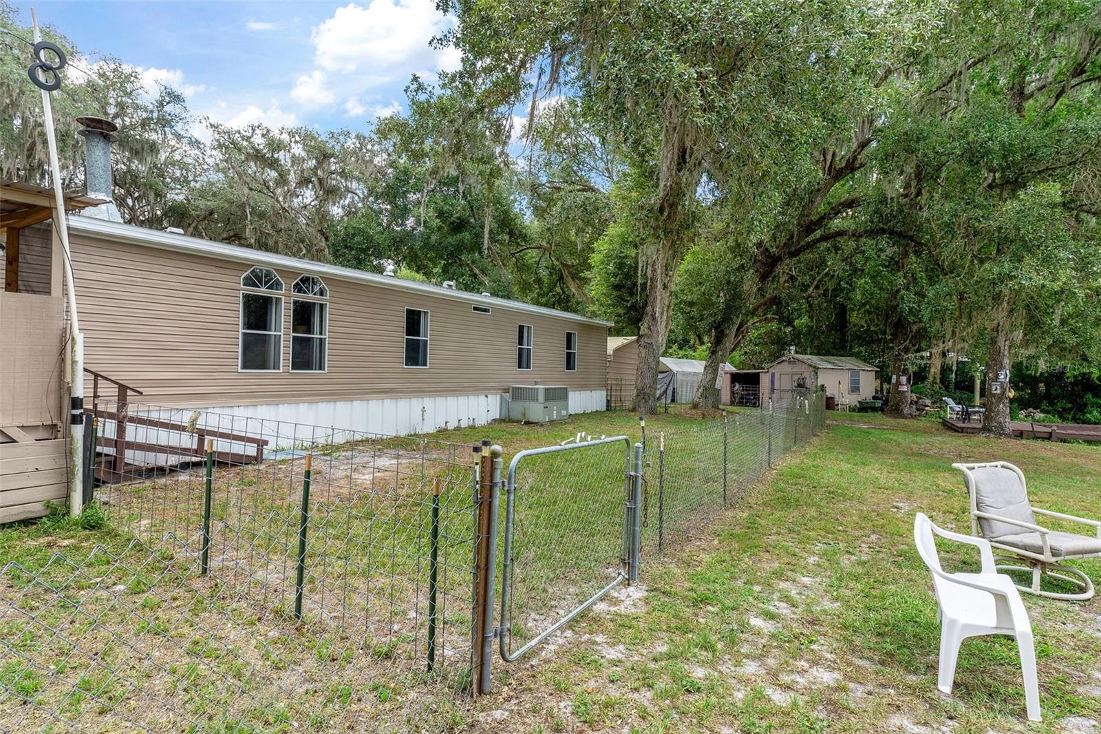 Image 36 of 54 For 5822 Tsala Apopka Drive