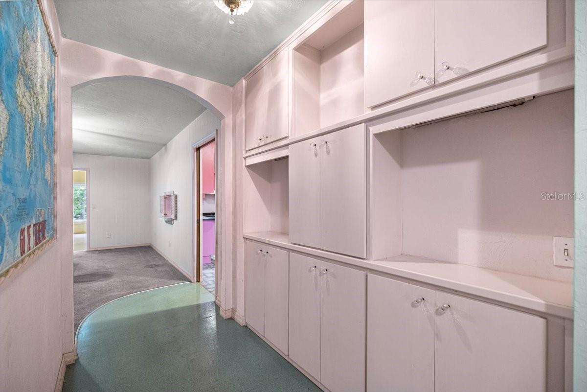 Image 22 of 98 For 7705 186 Avenue