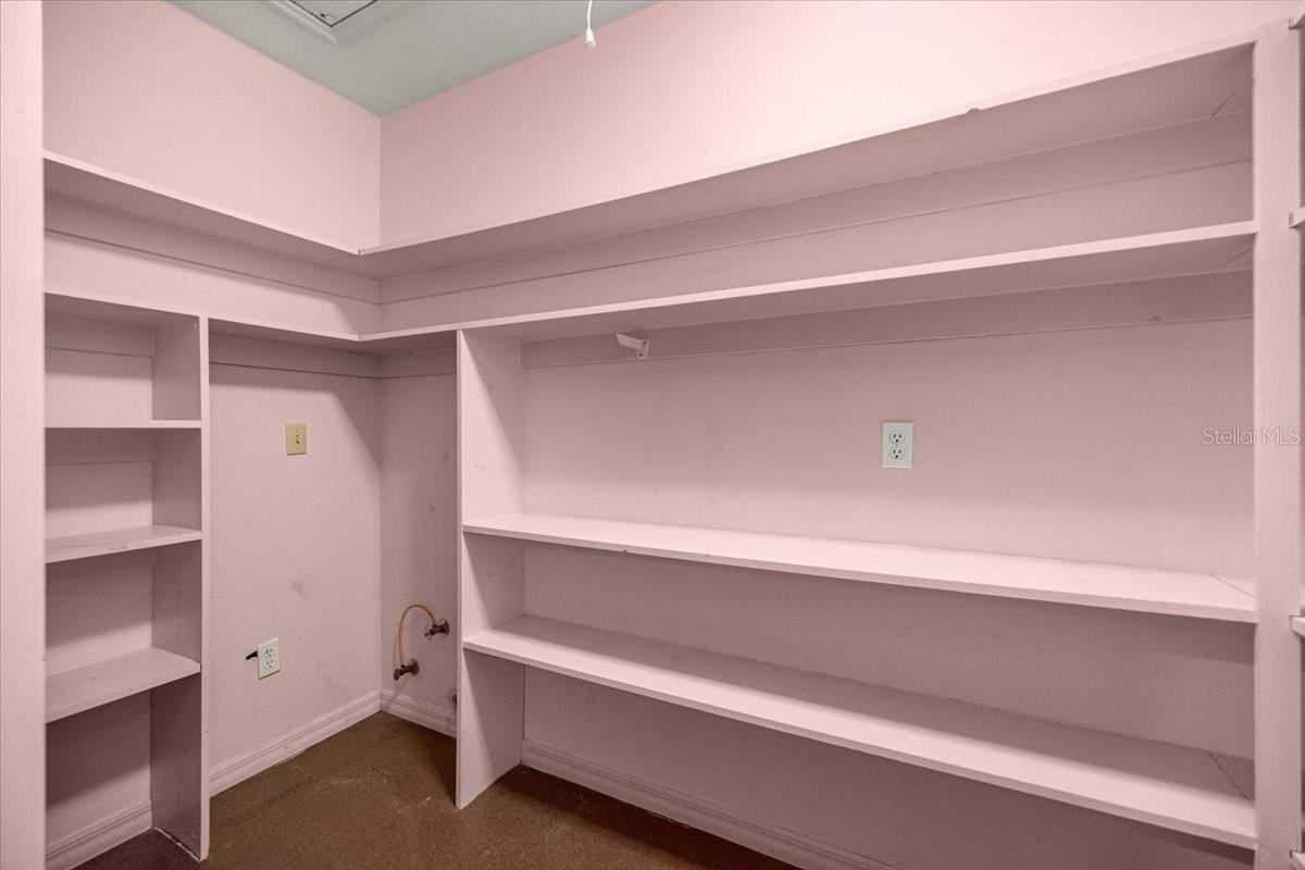 Image 41 of 98 For 7705 186 Avenue