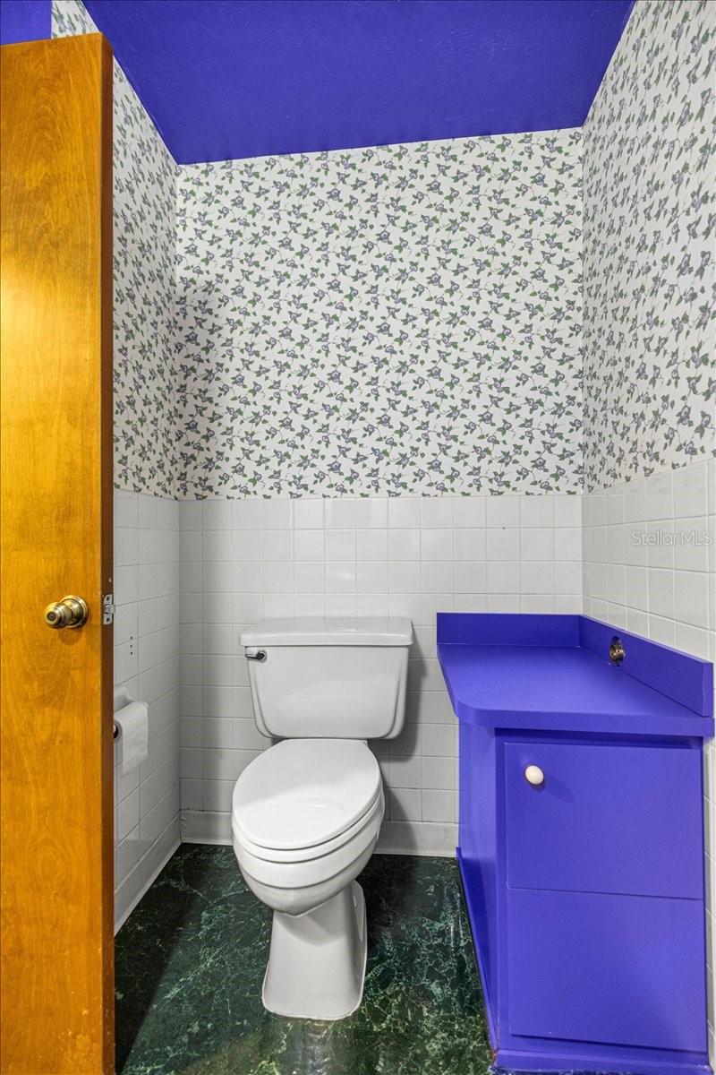 Image 43 of 98 For 7705 186 Avenue