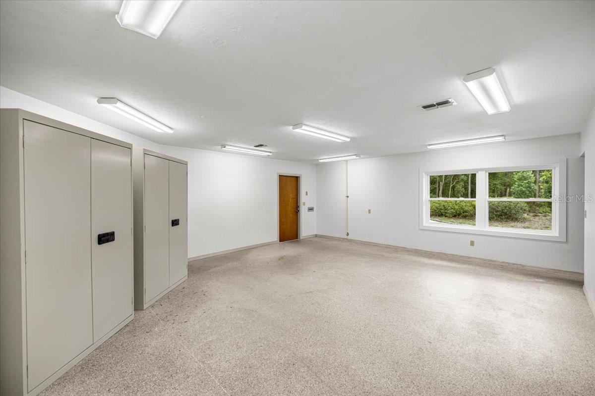 Image 51 of 98 For 7705 186 Avenue