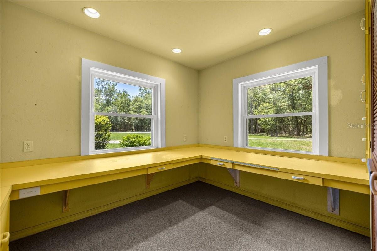Image 74 of 98 For 7705 186 Avenue