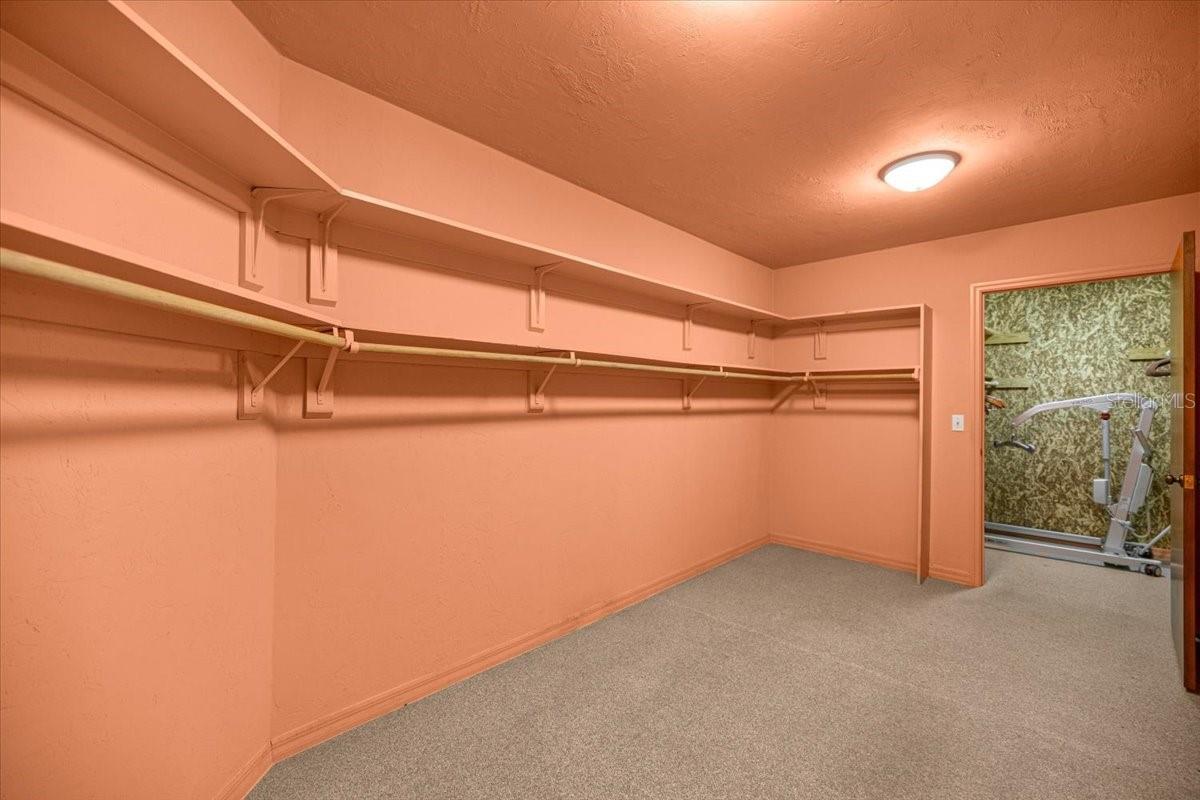 Image 76 of 98 For 7705 186 Avenue