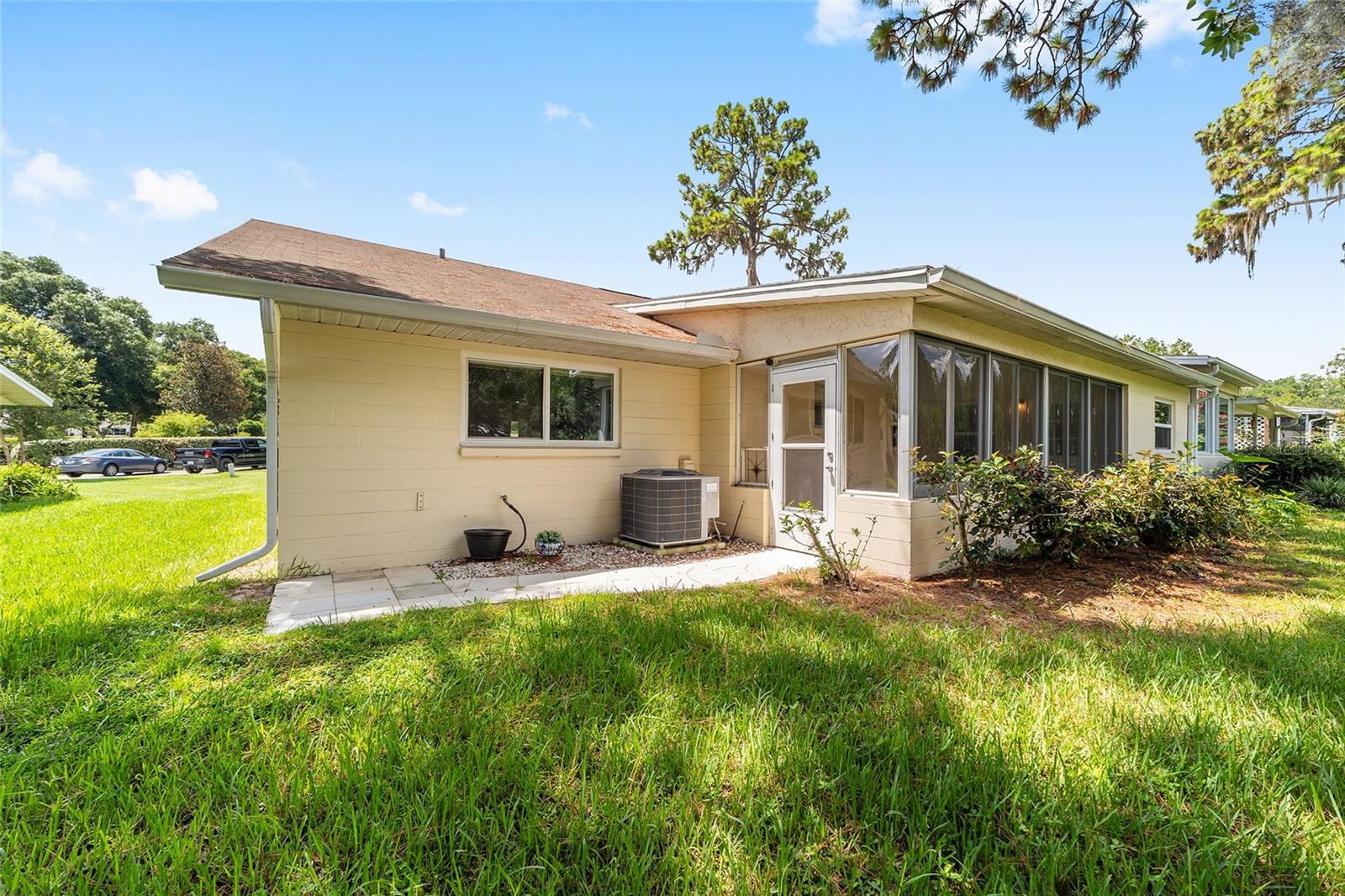 Image 31 of 34 For 8833 98th Street Road E