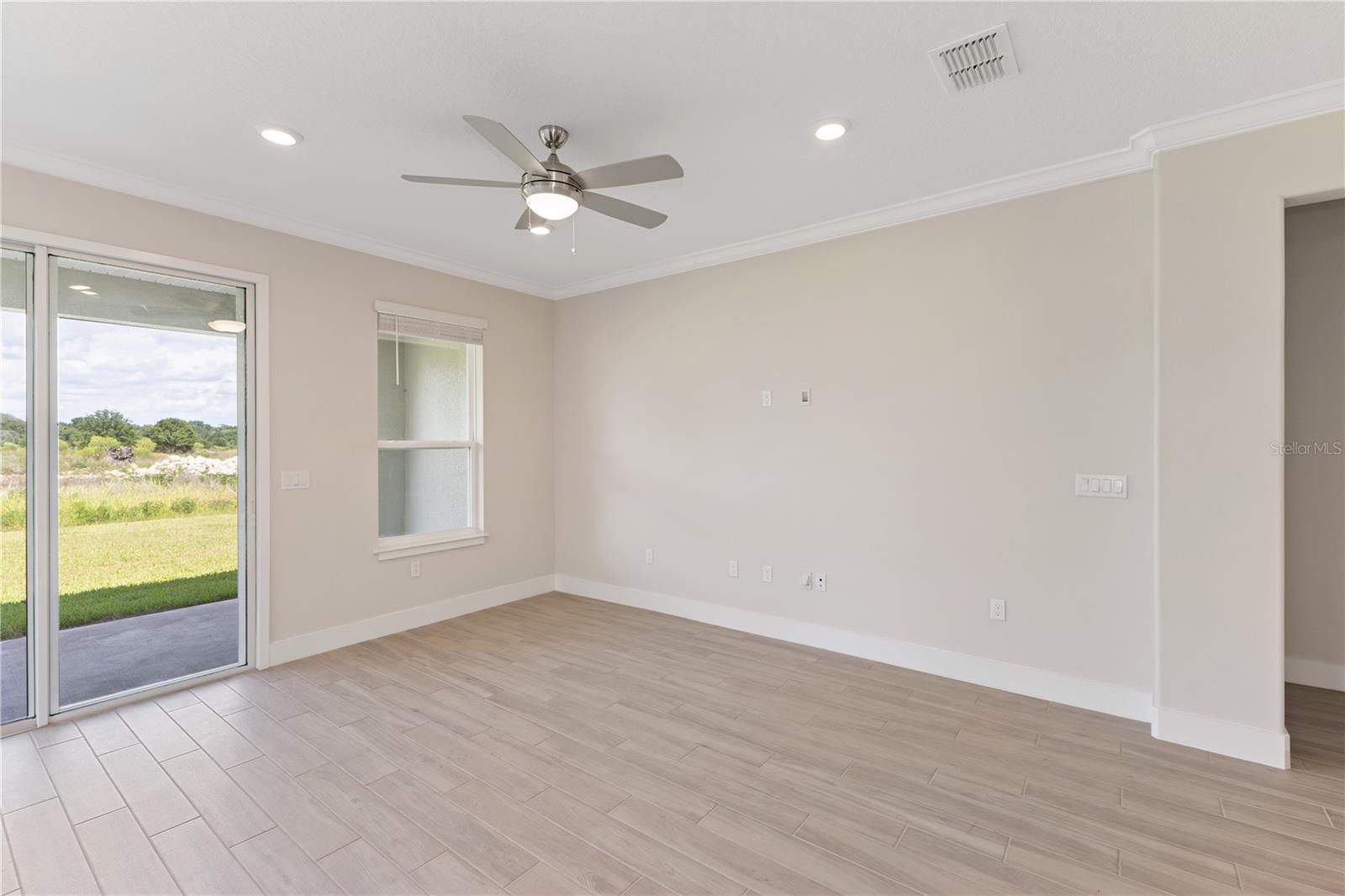Image 13 of 25 For 4473 53rd Avenue Road