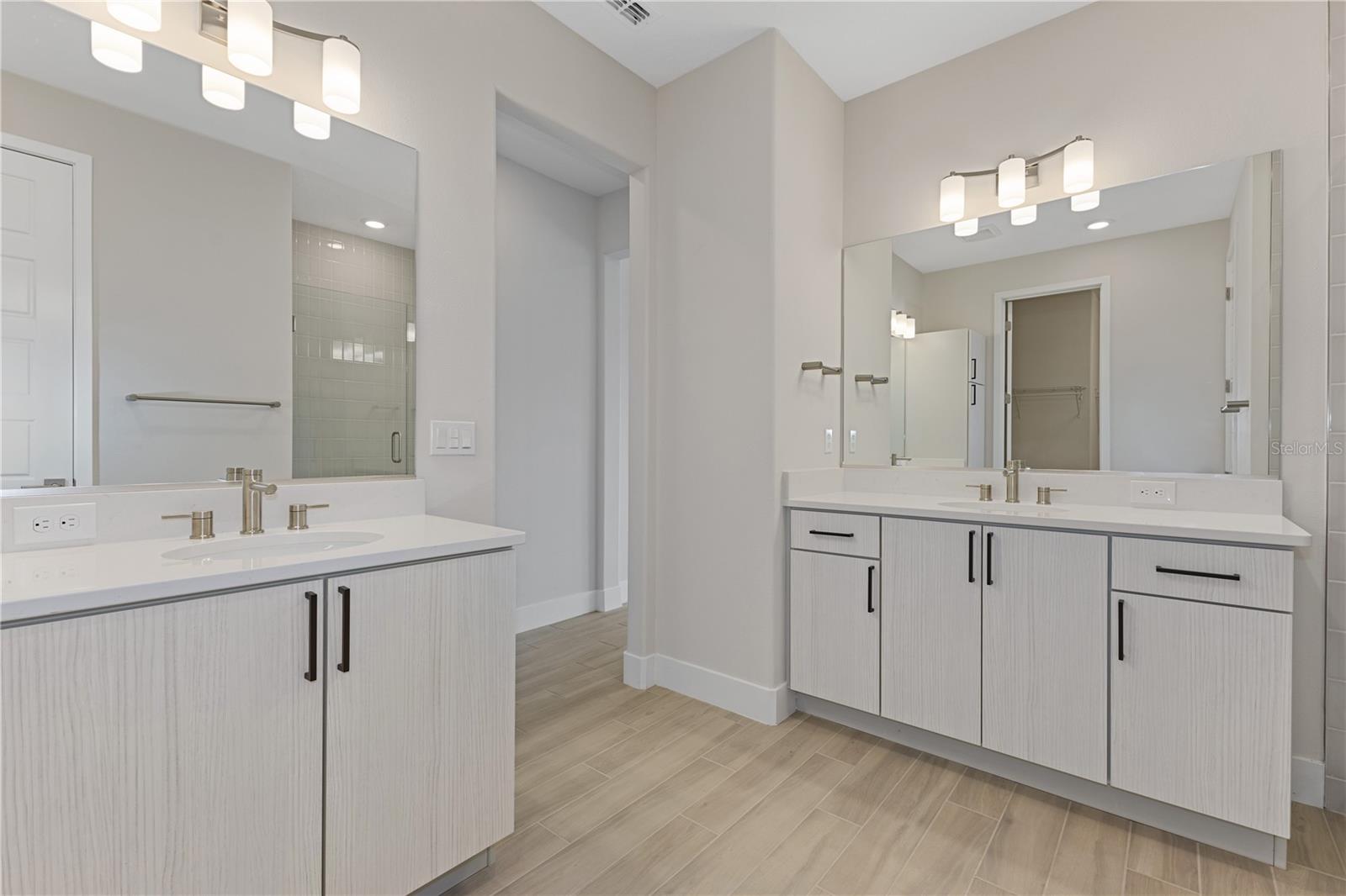 Image 31 of 40 For 4473 53rd Avenue Road