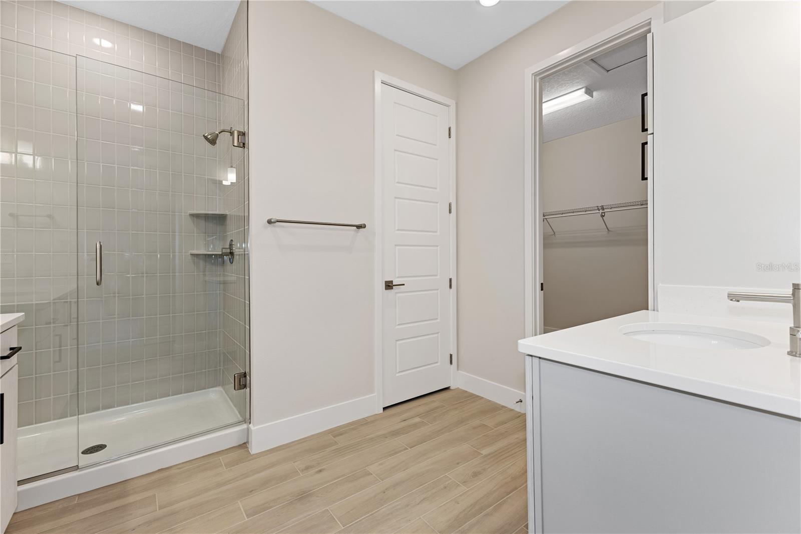 Image 32 of 40 For 4473 53rd Avenue Road