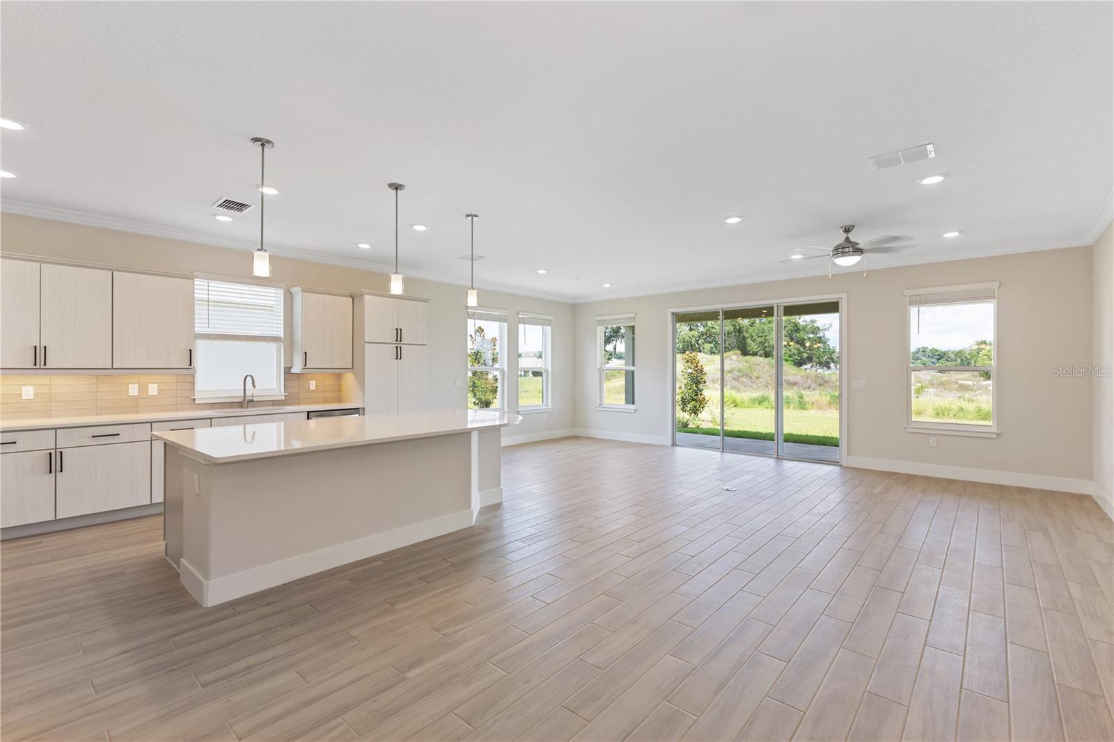 Image 9 of 25 For 4473 53rd Avenue Road
