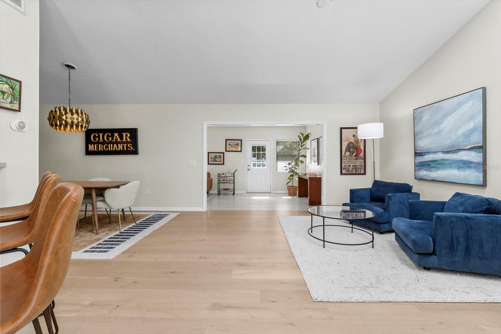 Listing photo id 29 for 1445 Chapelcross Loop