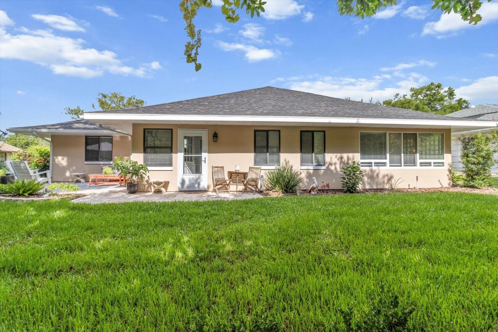 Listing photo id 38 for 1445 Chapelcross Loop
