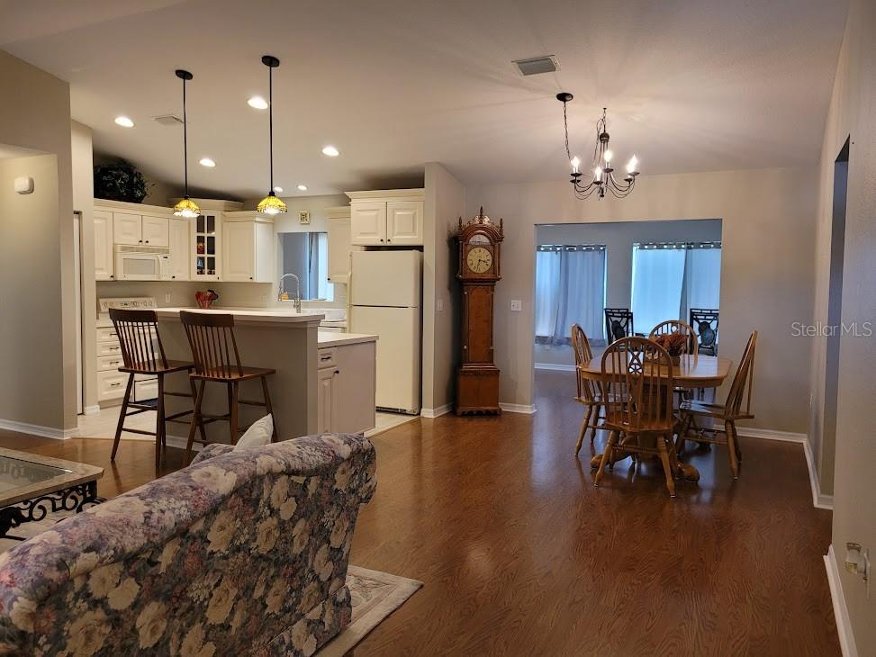 Image 4 of 25 For 13635 89th Avenue