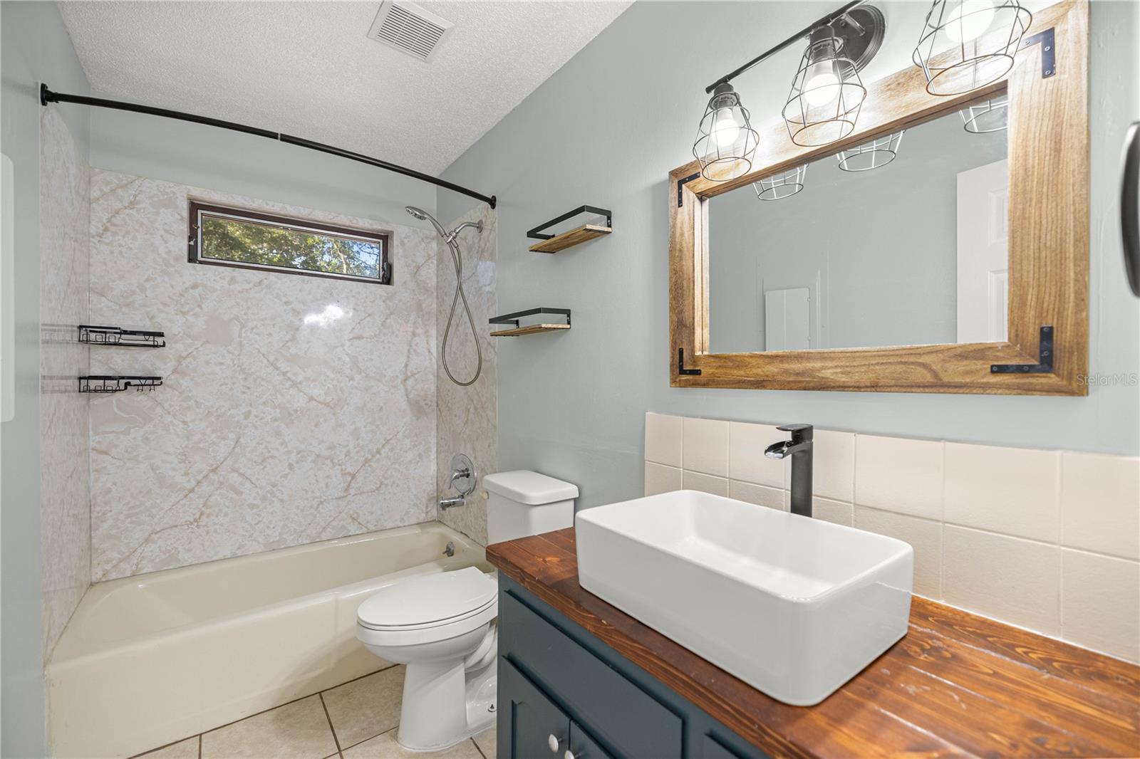 Image 18 of 30 For 8310 132nd Lane