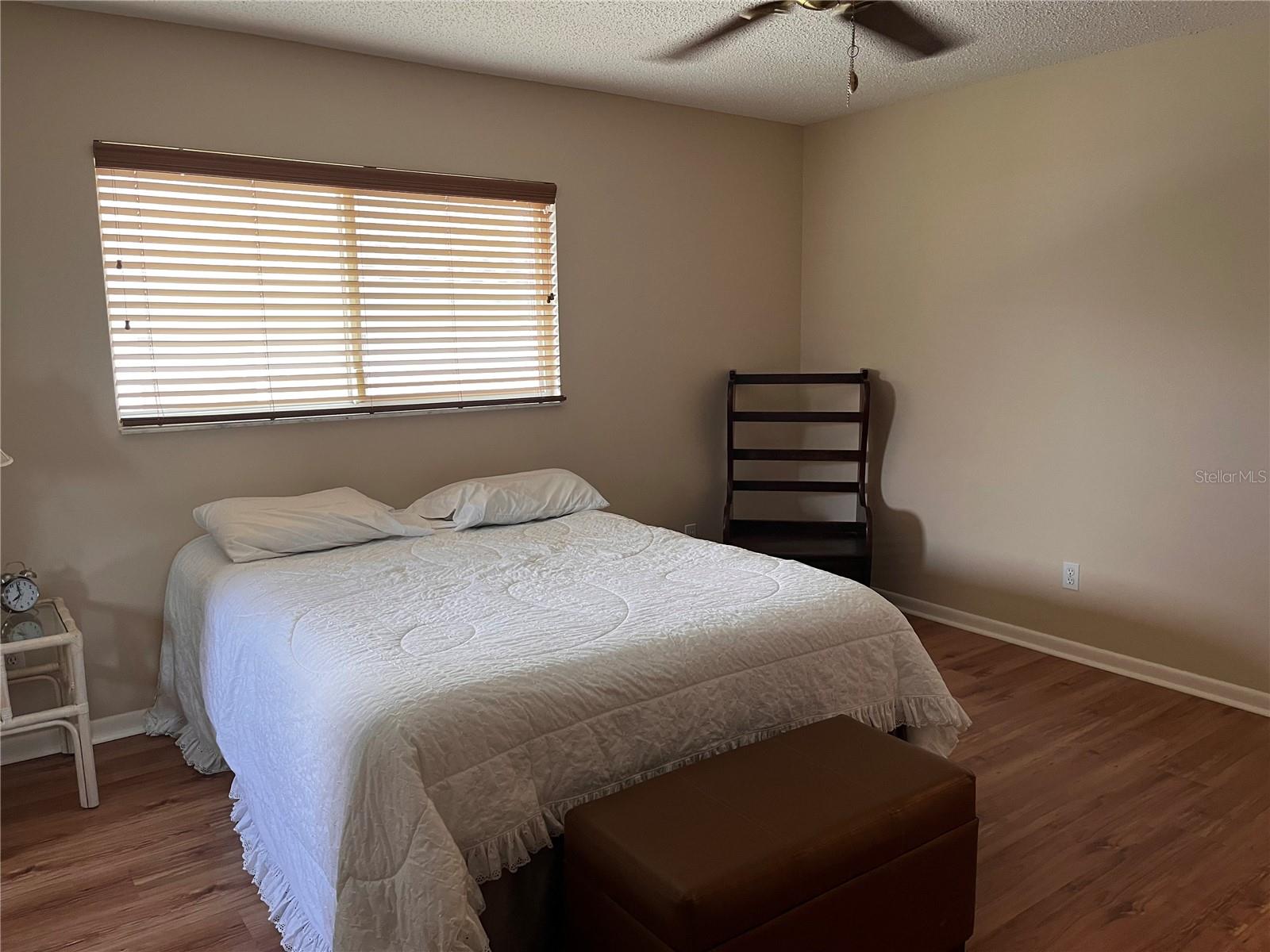 Image 20 of 41 For 9734 96th Street
