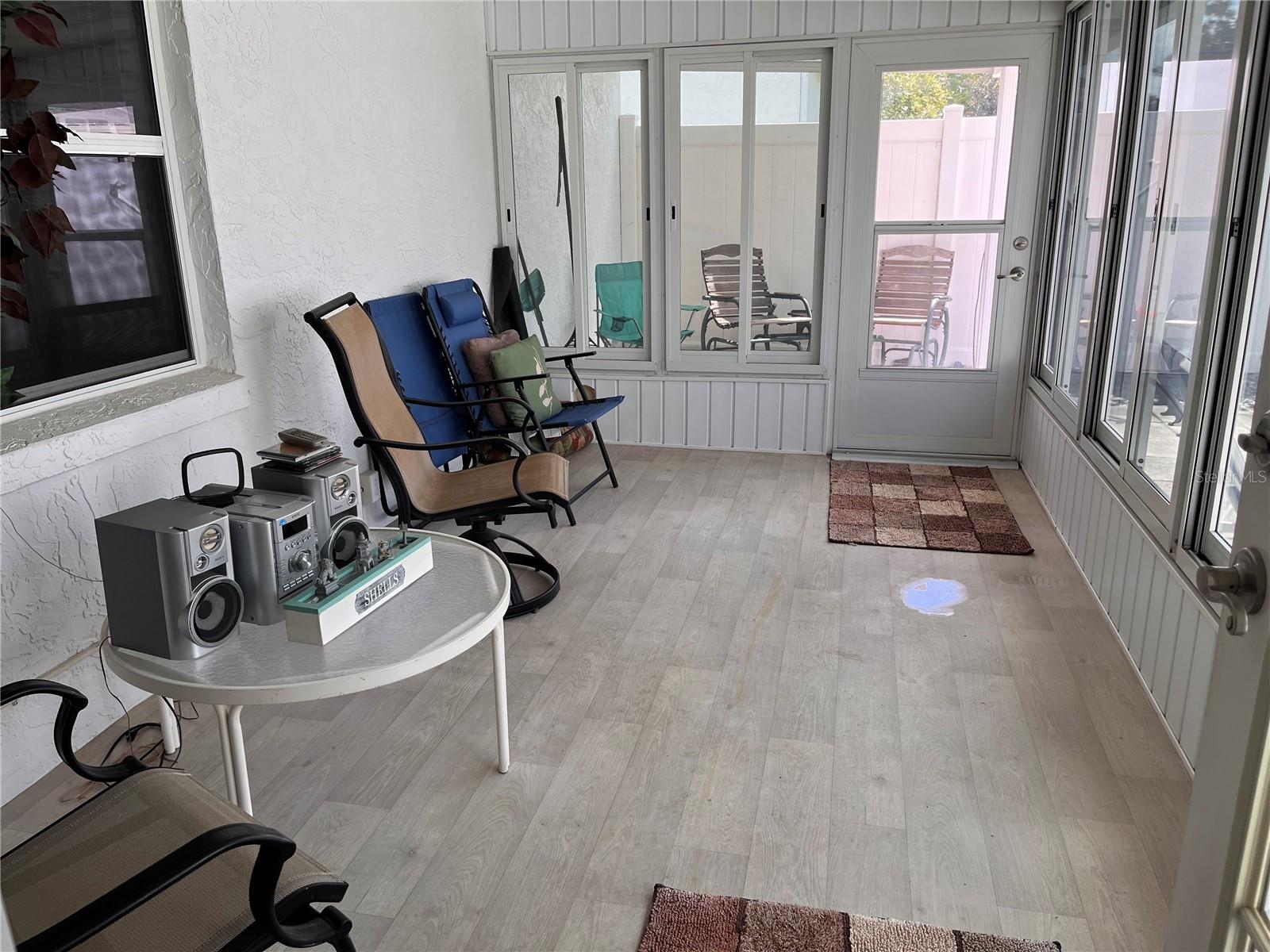 Image 33 of 41 For 9734 96th Street