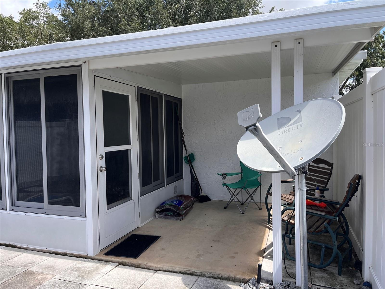 Image 34 of 41 For 9734 96th Street