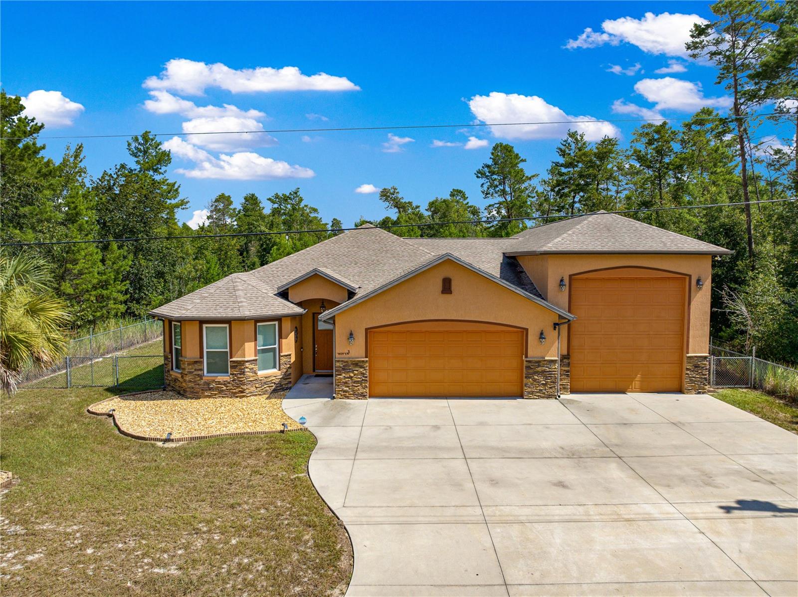 Details for 3 Bay Lane , OCKLAWAHA, FL 32179