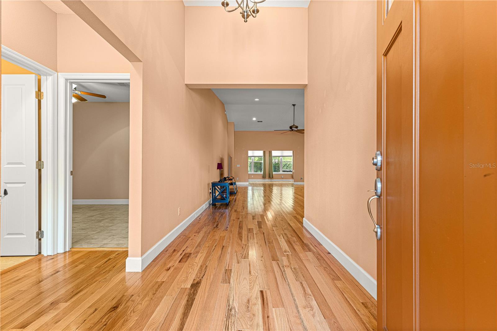 Image 11 of 71 For 3 Bay Lane 