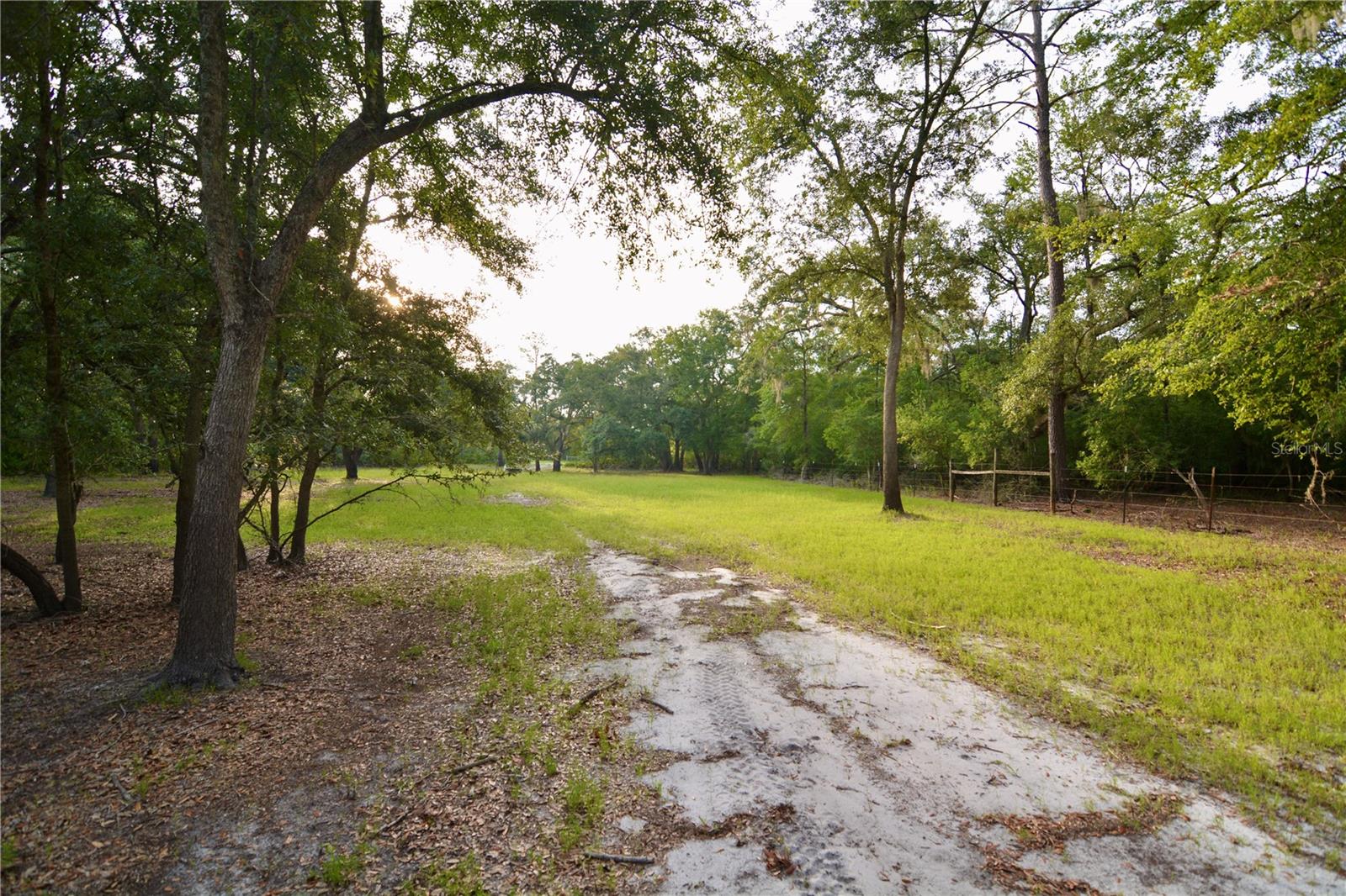 Image 13 of 66 For 2669 Suwannee Valley Road