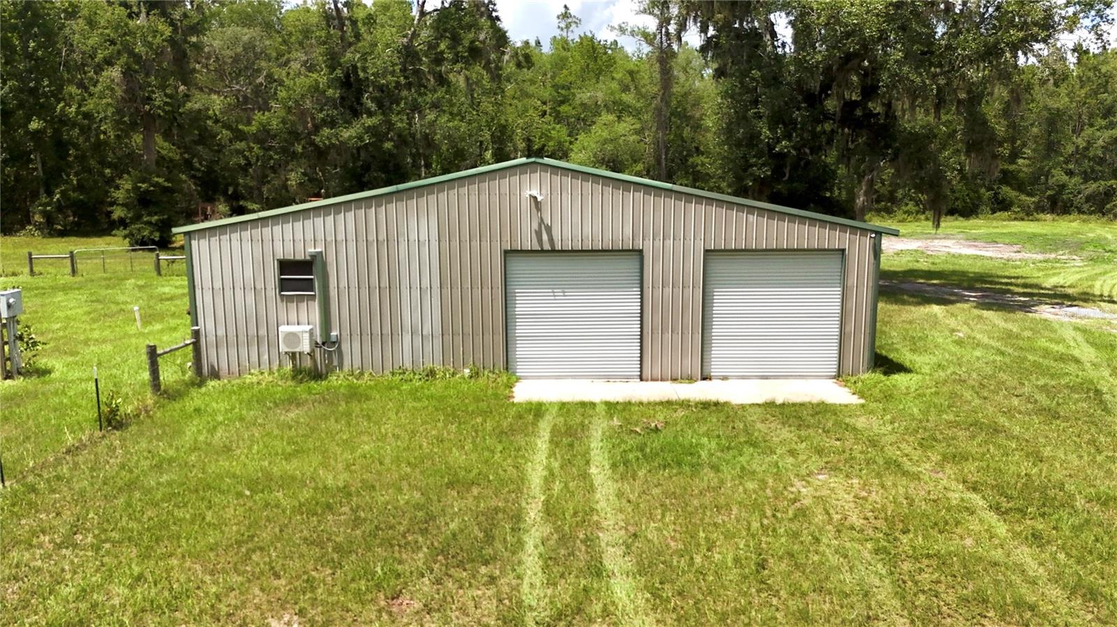 Image 32 of 66 For 2669 Suwannee Valley Road