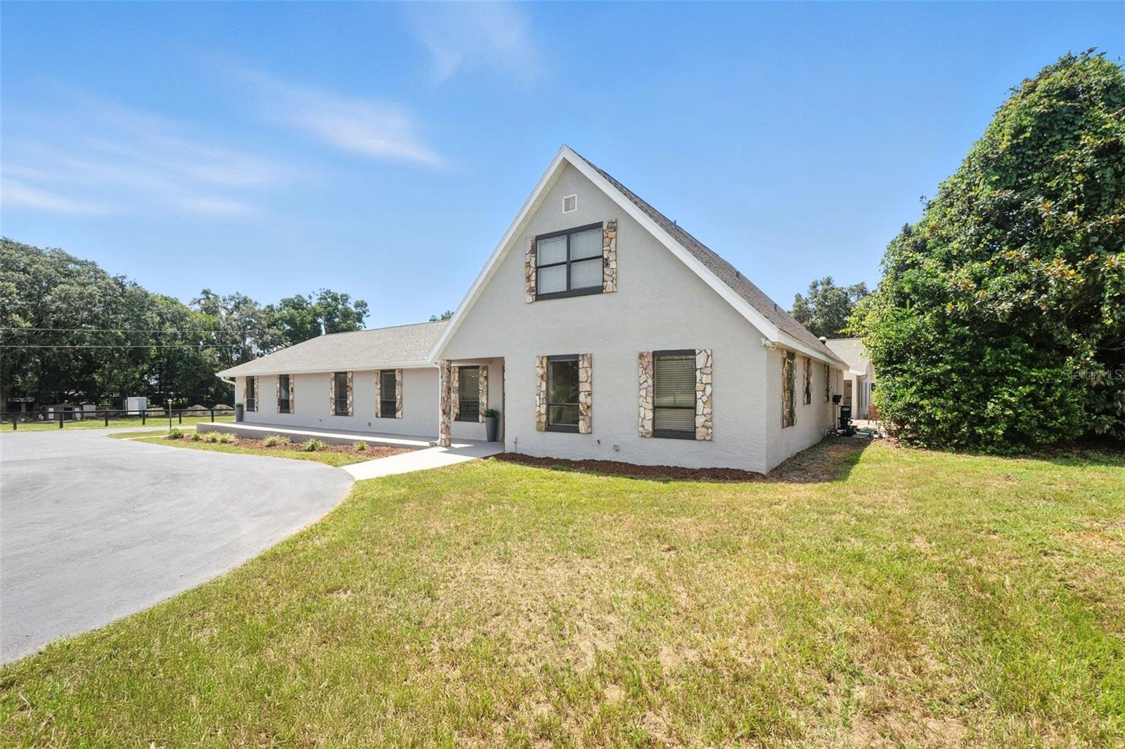Image 2 of 61 For 1960 150th Street