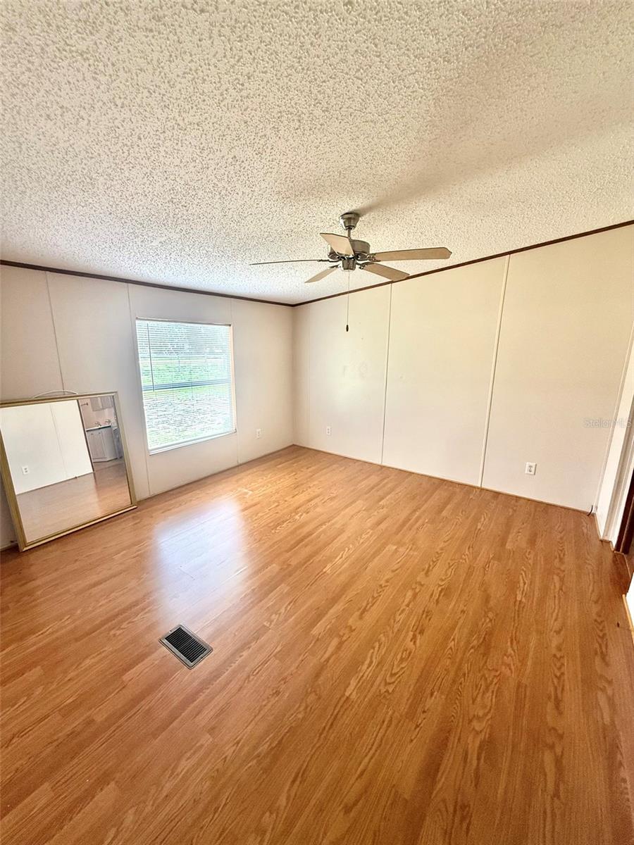 Image 13 of 29 For 16641 57th Street