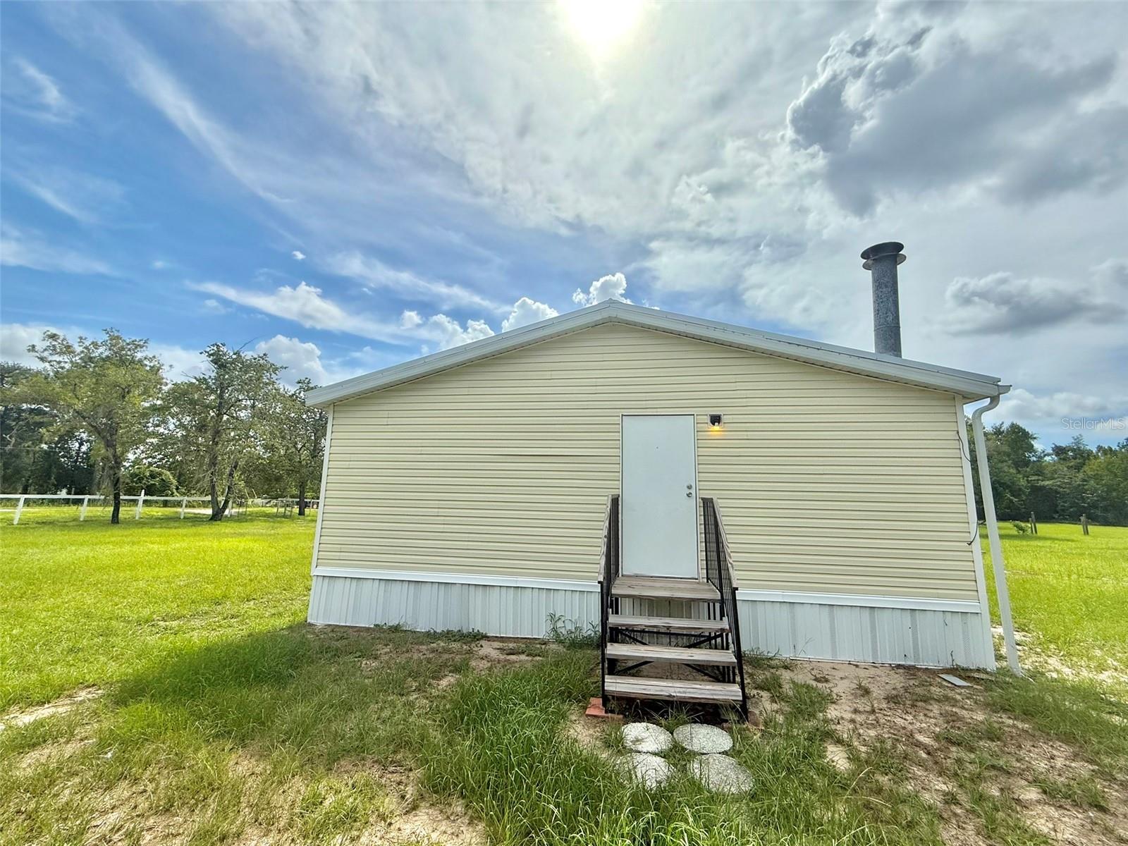 Image 5 of 29 For 16641 57th Street