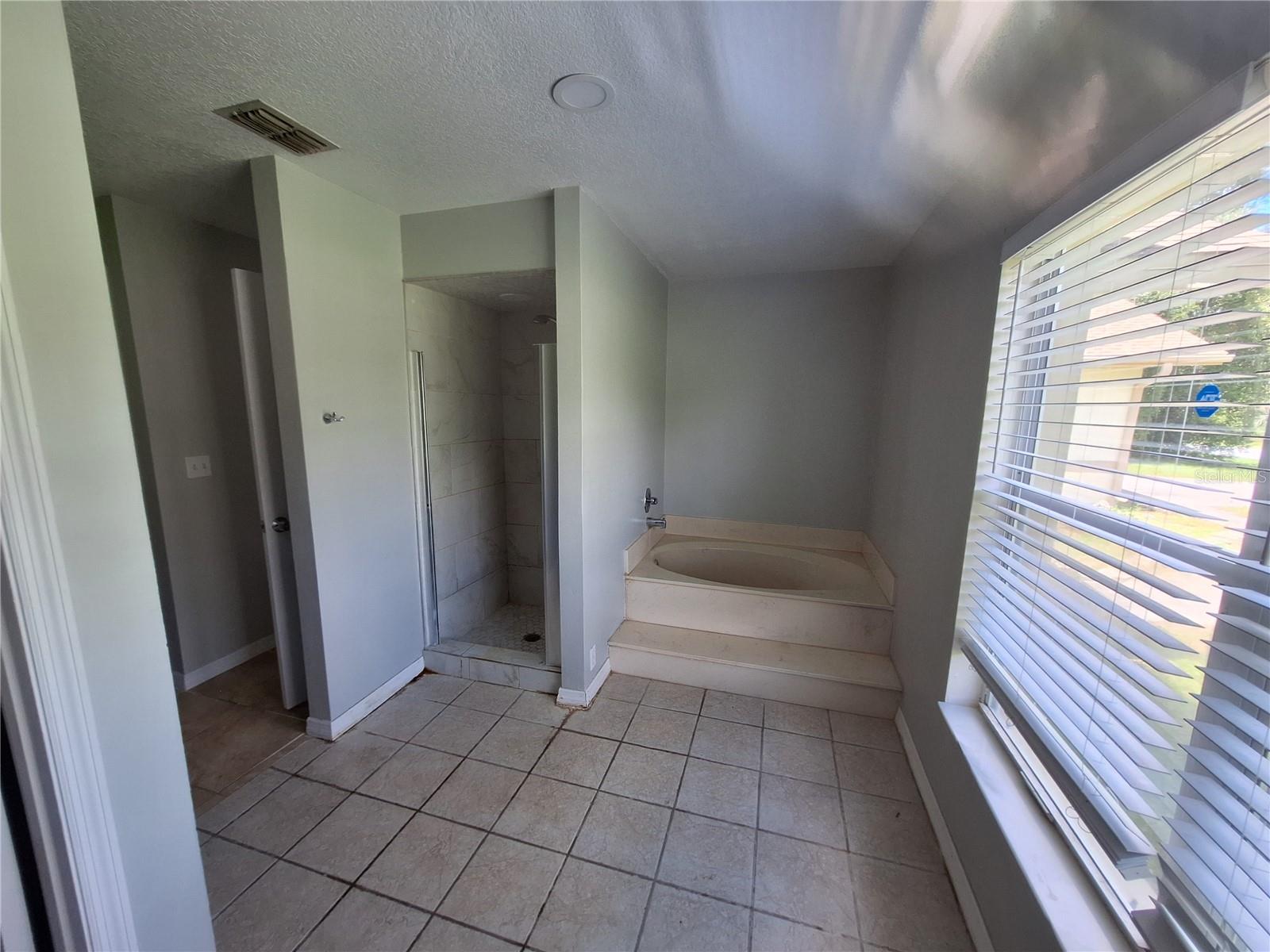 Image 22 of 31 For 4102 159th Lane