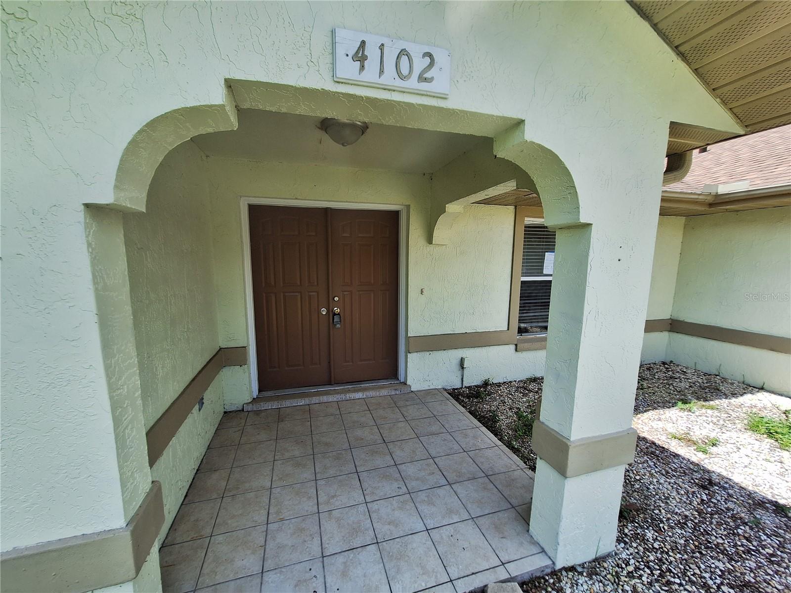 Image 4 of 31 For 4102 159th Lane