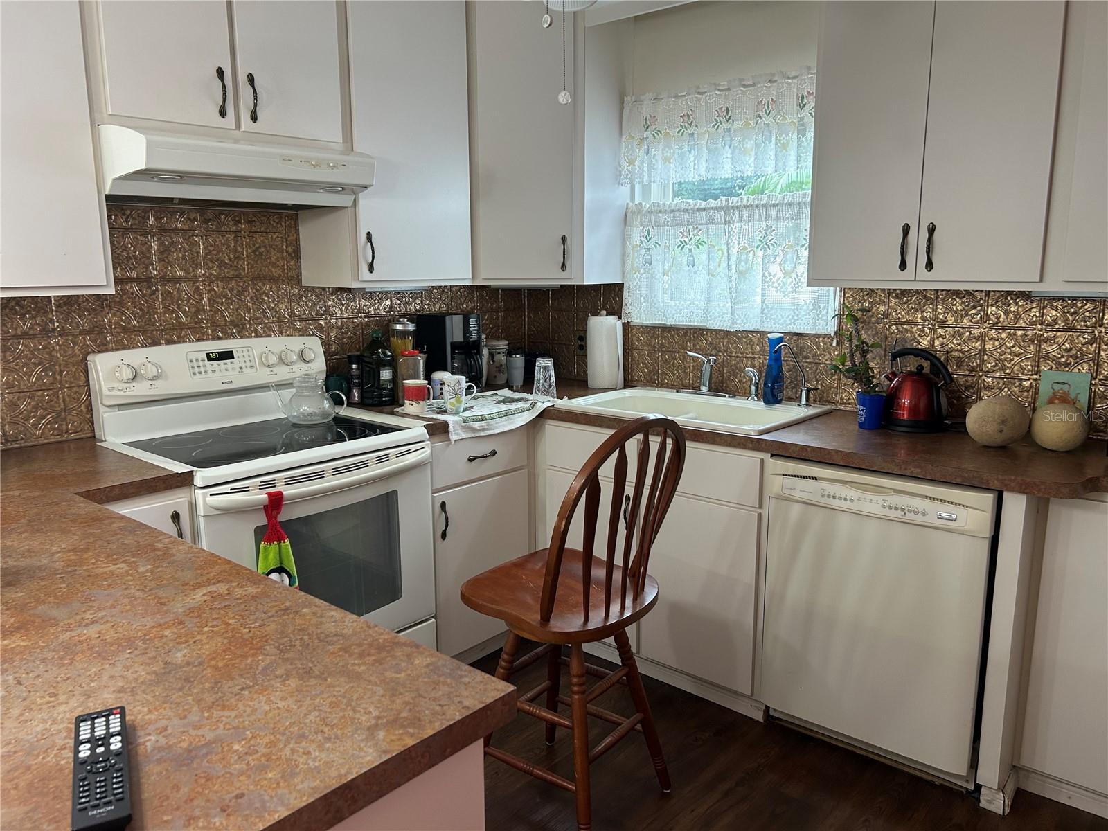 Image 5 of 13 For 706 Villita Lane