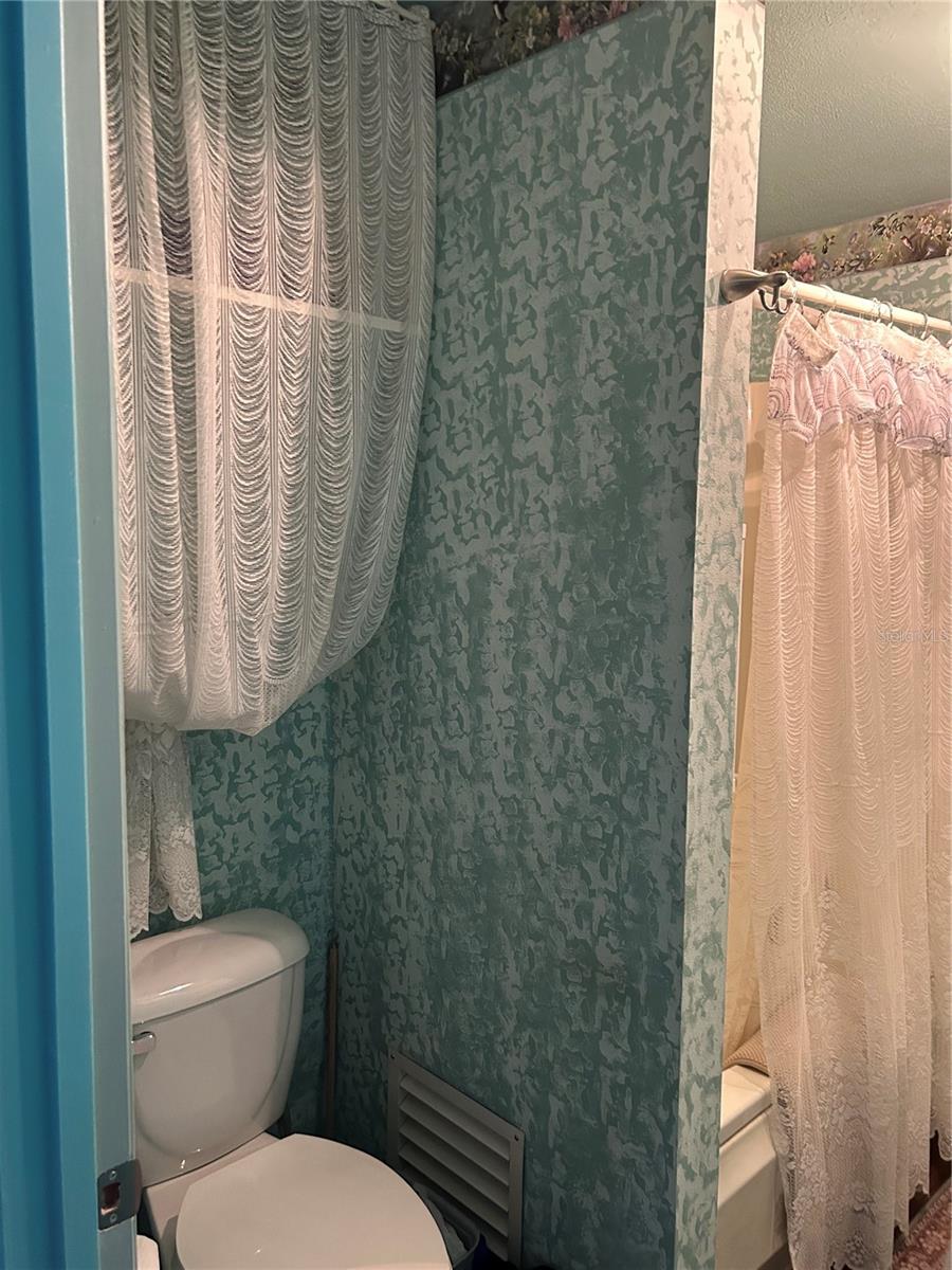 Image 9 of 13 For 706 Villita Lane