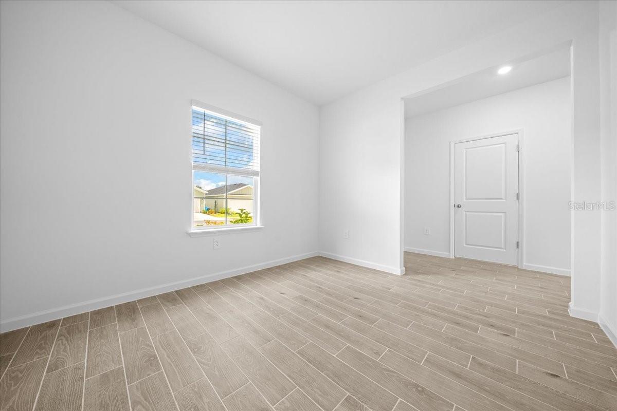 Image 4 of 33 For 6596 89th Lane