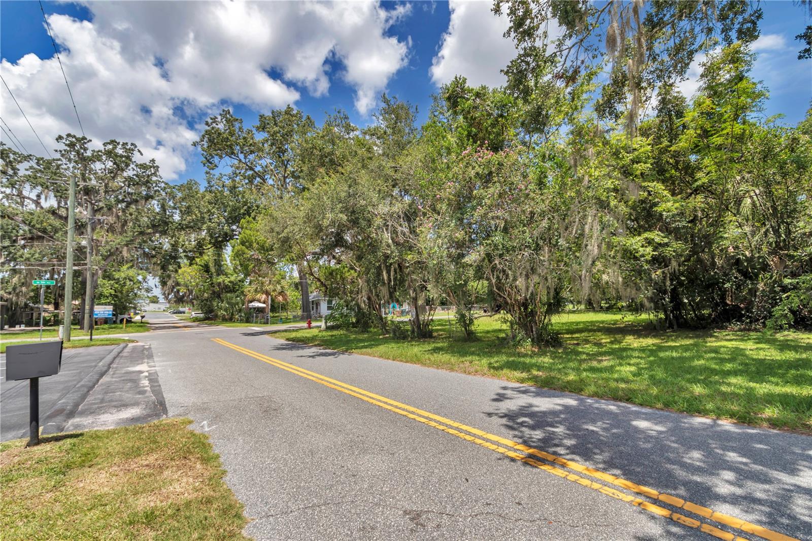 Image 6 of 16 For 1323 5th Avenue