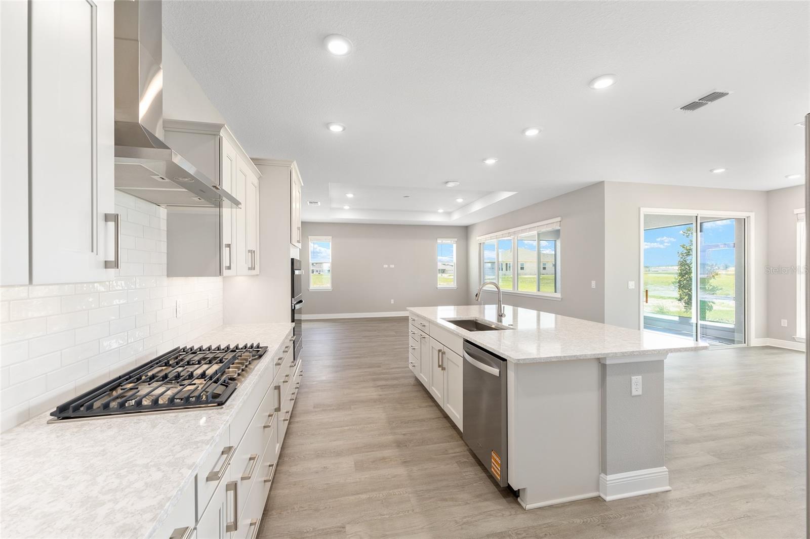 Image 20 of 43 For 8496 101st Avenue