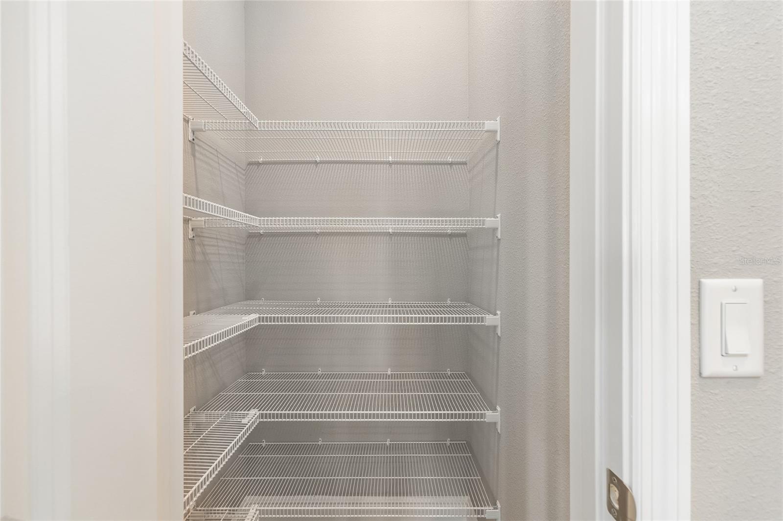 Image 21 of 43 For 8496 101st Avenue