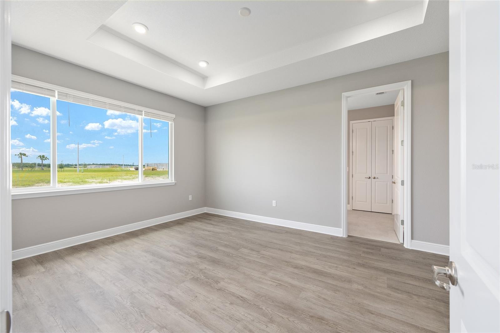 Image 22 of 43 For 8496 101st Avenue