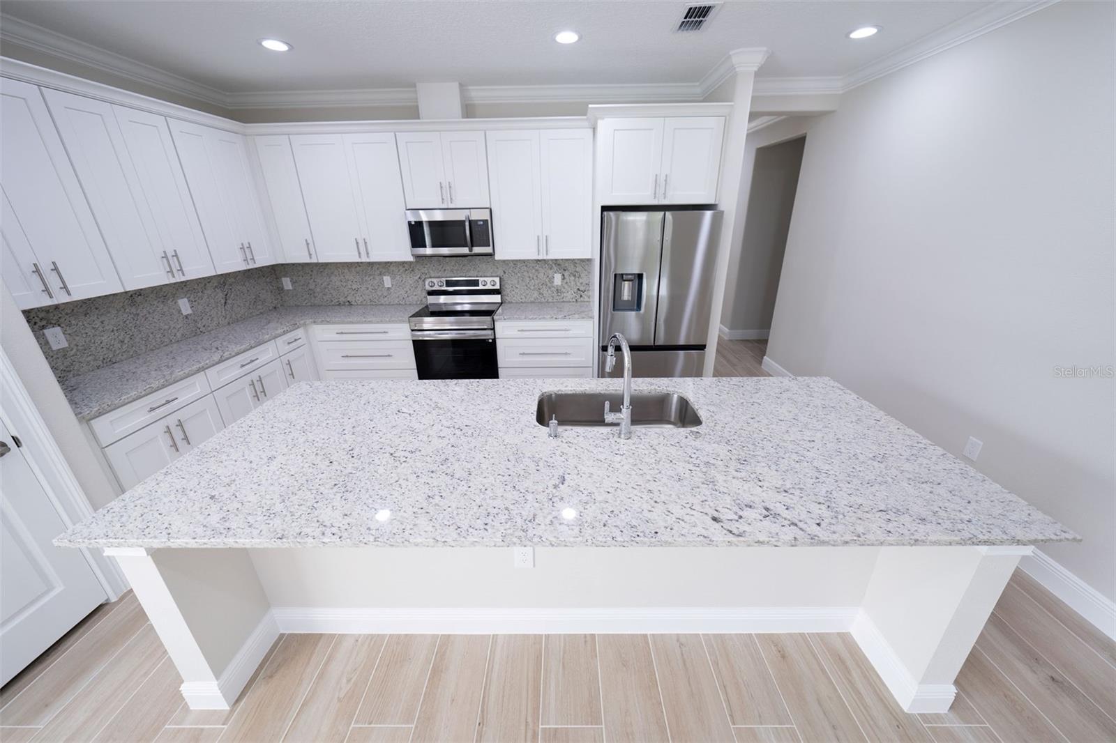 Image 17 of 43 For 8517 159th Place