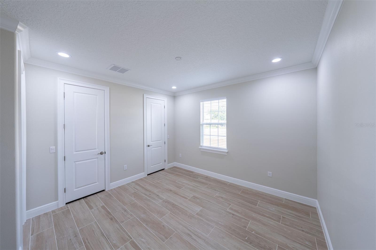 Image 30 of 43 For 8517 159th Place