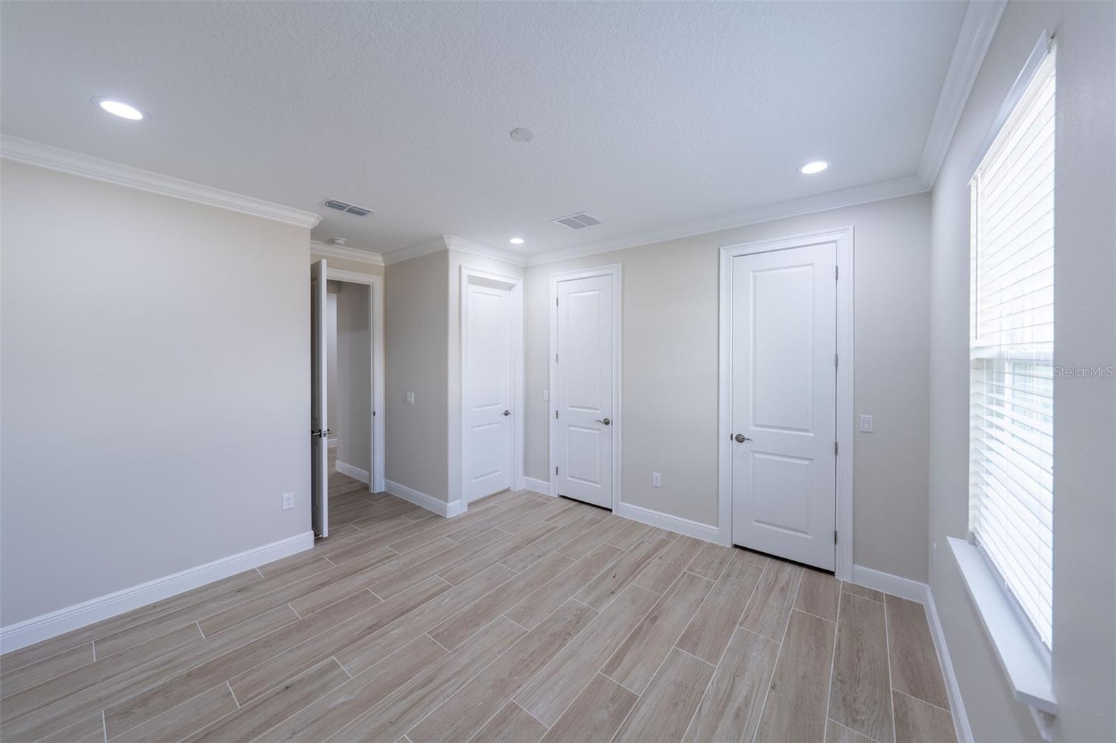 Image 8 of 43 For 8517 159th Place
