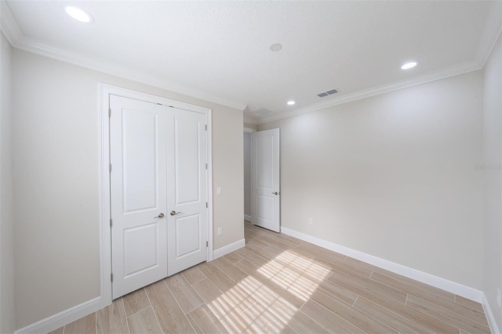 Image 9 of 43 For 8517 159th Place